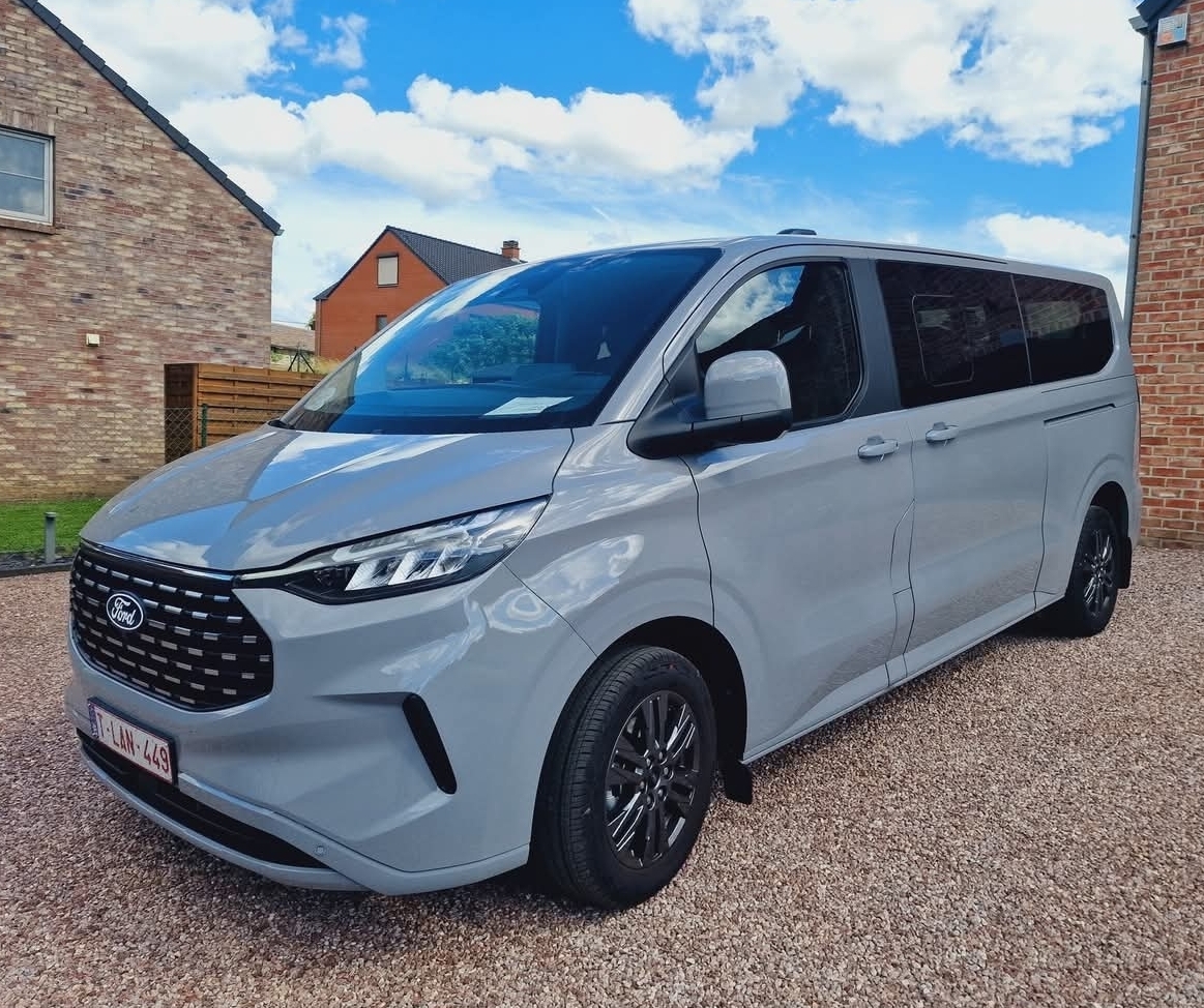 Ford Tourneo Custom de Navette DS